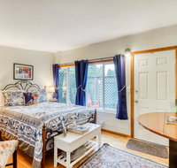 Redwood Roost - Accommodation Los Angeles