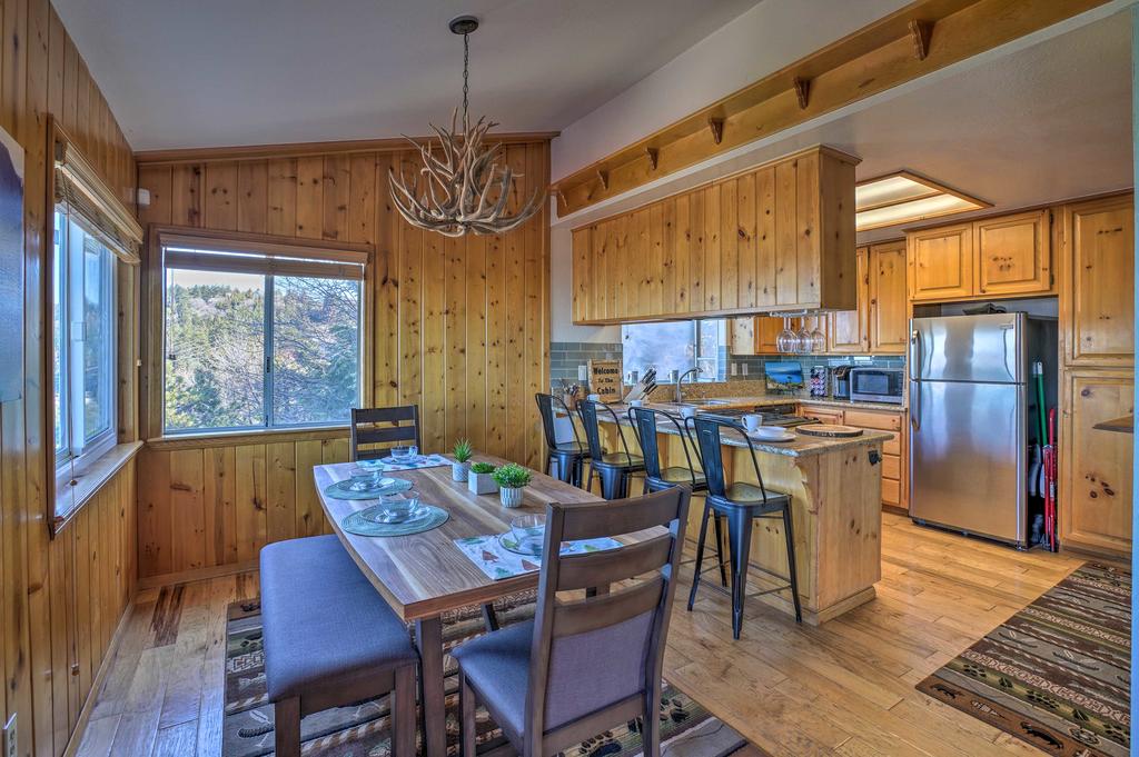 Running Springs Cabin W/ Deck & Mtn. Views! - thumb 1