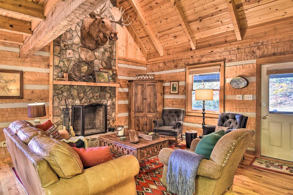 Scenic Cabin With 2 Fishing Ponds & Pool Table! - thumb 0