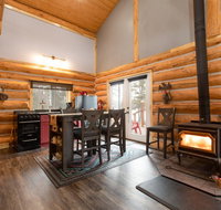 Serene Lake Cabin - Accommodation Los Angeles