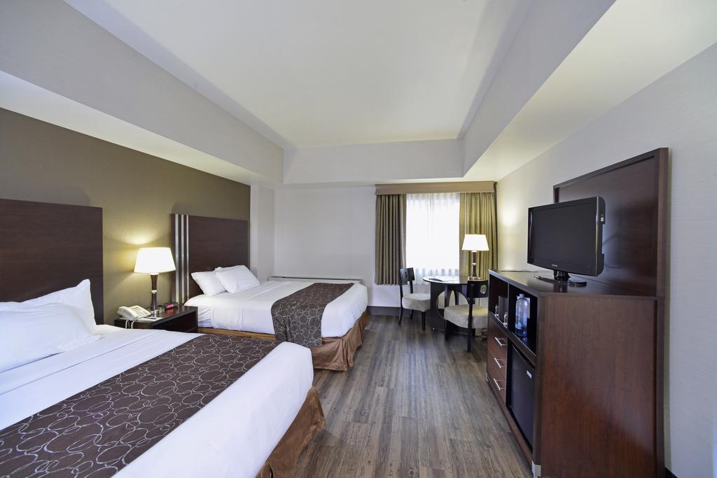 Seven Feathers Casino Resort - thumb 2