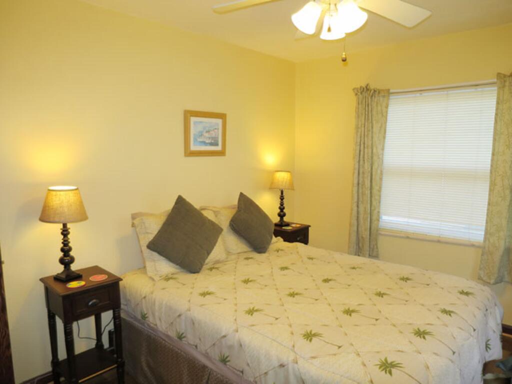 Shore Leave Private Cottage - thumb 2