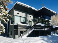 Slopeside Accommodation Los Angeles