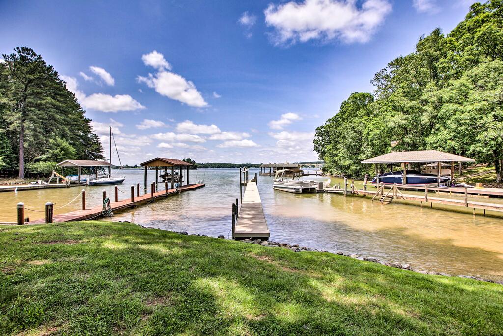 Smith Mountain Lake Home With Deck, Dock & View! - thumb 1