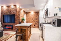 Stay Gia 2 Bedroom Apartment Steps From Long Beach Accommodation Los Angeles