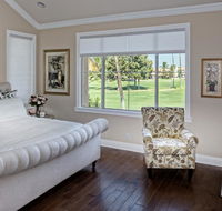 Stunning golf course view vacation home - Accommodation Los Angeles