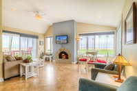 Summer Breeze Upper Accommodation Los Angeles
