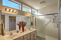 Sun City Abode with Patio - Perfect for Couples Accommodation Los Angeles