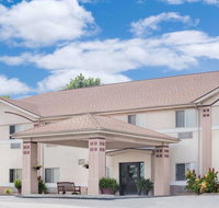 Super 8 by Wyndham Central City - Accommodation Los Angeles