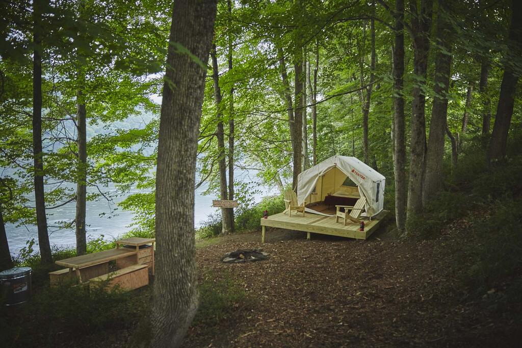 Tentrr - River's Edge Sunrise - thumb 0