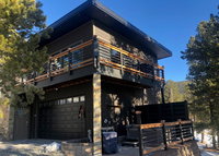 Treehouse 1BR with Hot Tub home Accommodation Los Angeles