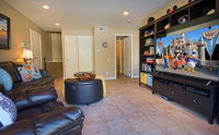Tron Accommodation Los Angeles