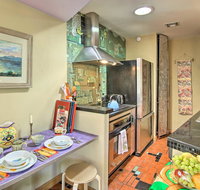 Tulsa Cottage with Yard - 1 Block to Philbrook! - Accommodation Los Angeles