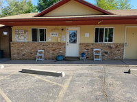 Booking Canistota Accommodation Los Angeles