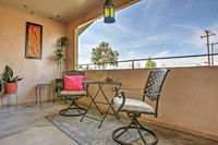 Unique Long Beach House with Garden Grill and Balcony Accommodation Los Angeles