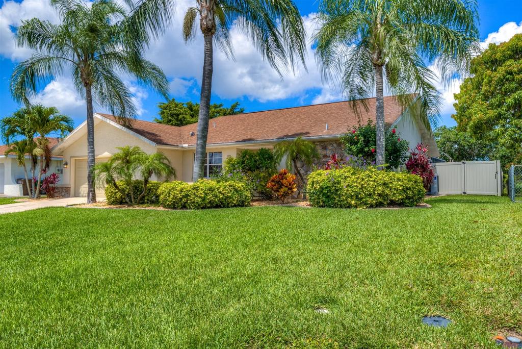 Villa Secrets - thumb 1