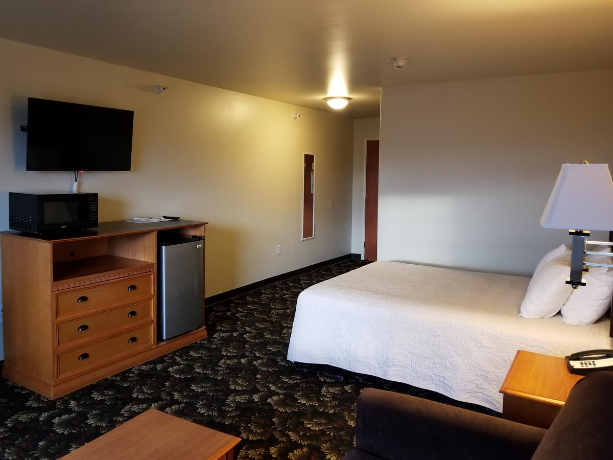 Grand View Inn & Suites - thumb 9