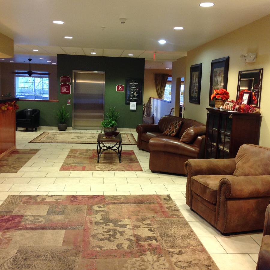 Grand View Inn & Suites - thumb 15