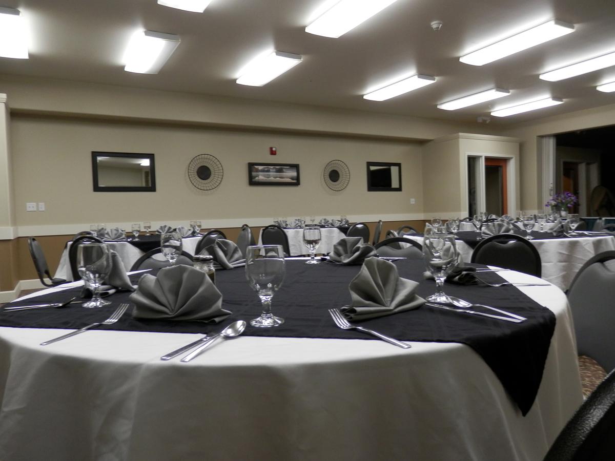 Grand View Inn & Suites - thumb 20