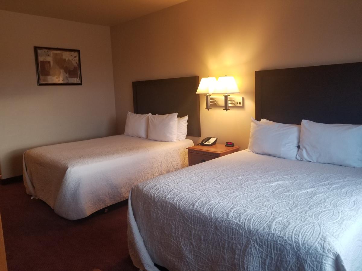 Grand View Inn & Suites - thumb 6