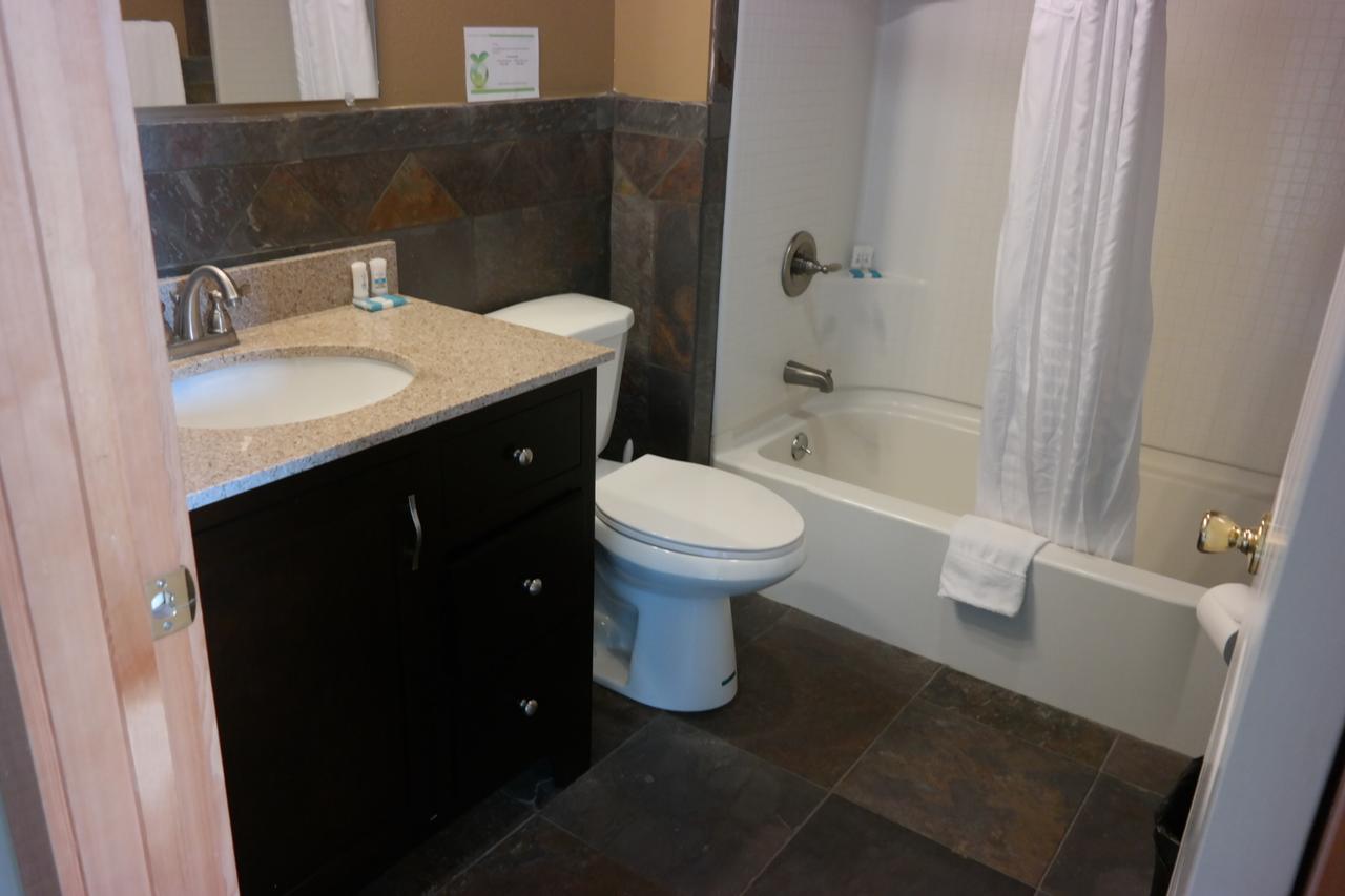 Sitka Hotel - thumb 3