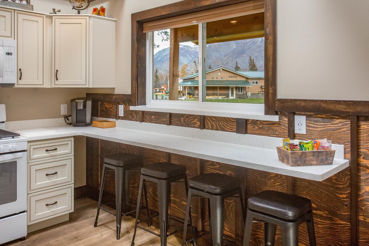 Pine Cottage At Alaska Backcountry Cottages - thumb 6
