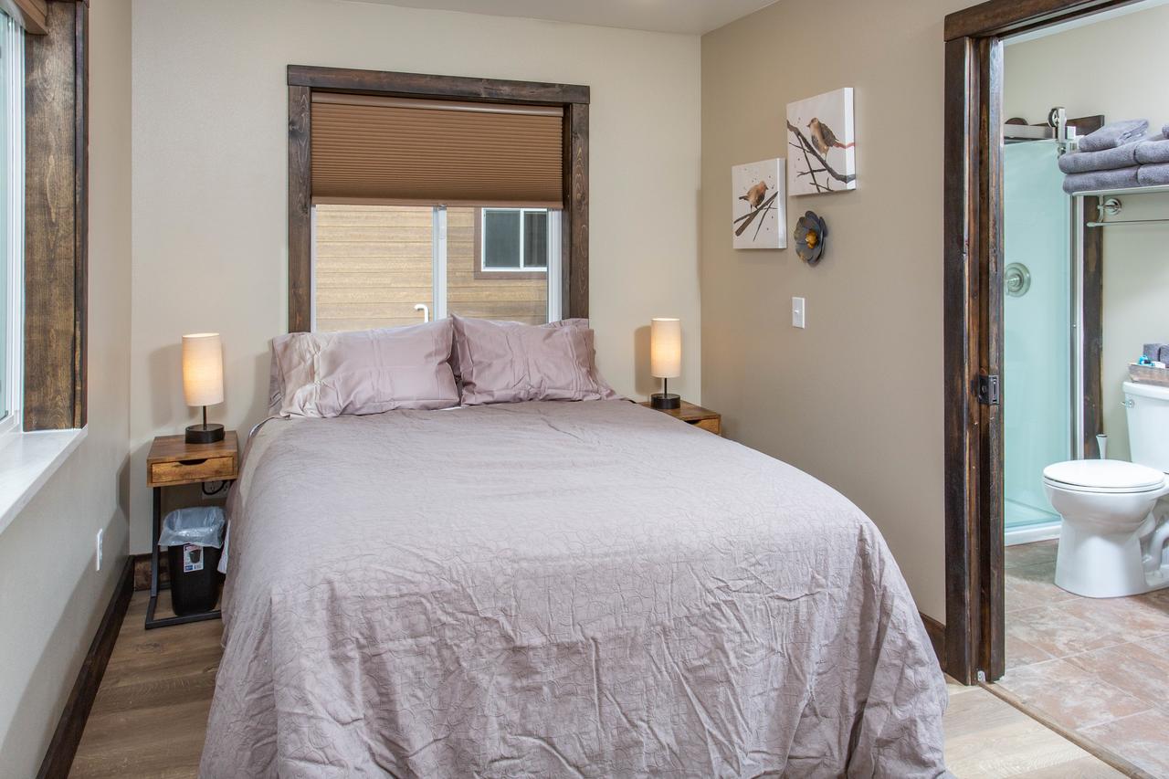 Pine Cottage At Alaska Backcountry Cottages - thumb 10