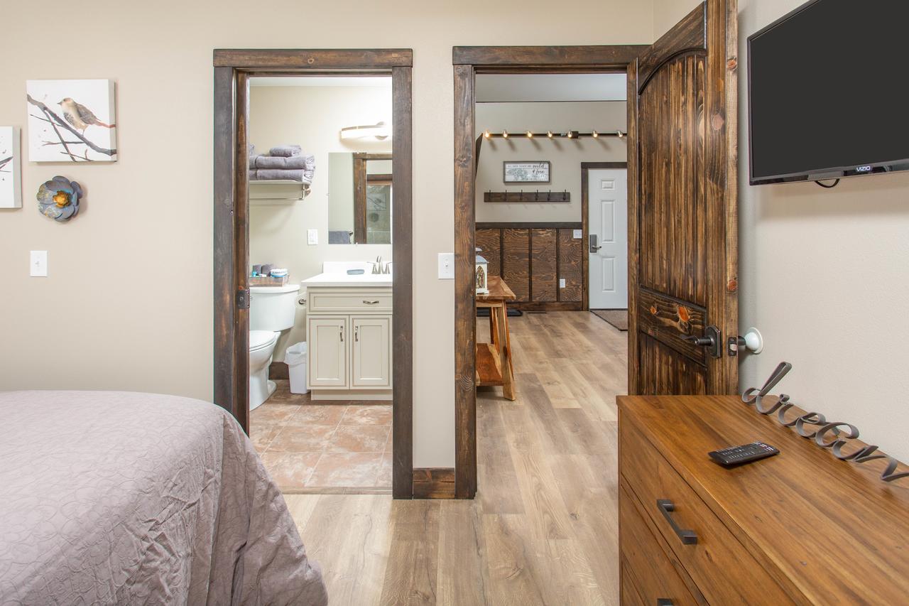 Pine Cottage At Alaska Backcountry Cottages - thumb 9