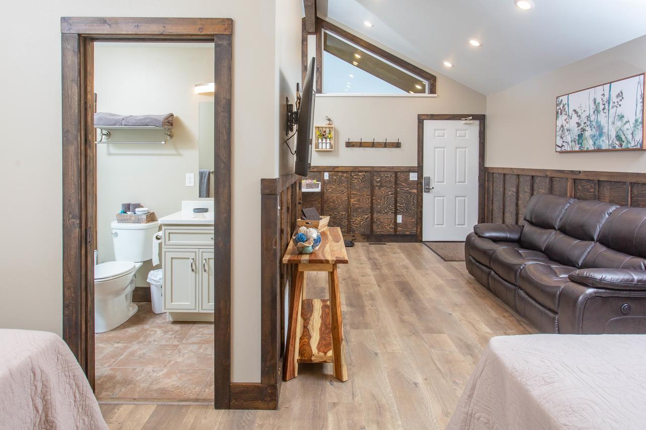 Pine Cottage At Alaska Backcountry Cottages - thumb 20