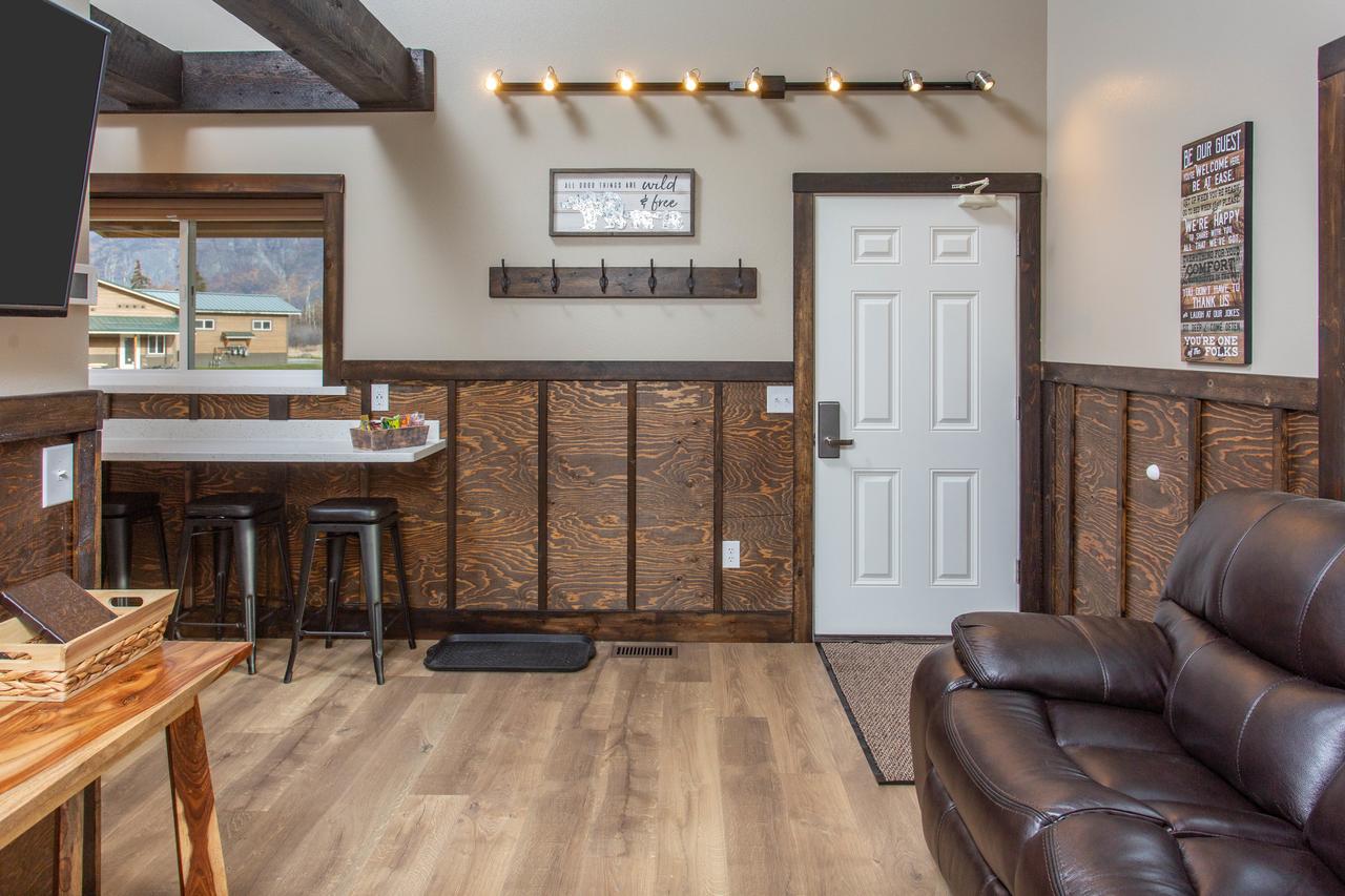 Pine Cottage At Alaska Backcountry Cottages - thumb 7