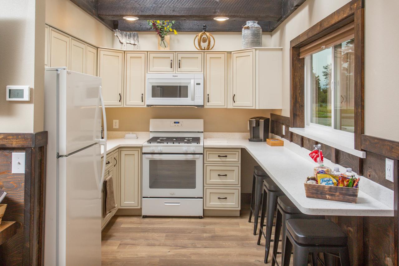 Pine Cottage At Alaska Backcountry Cottages - thumb 37