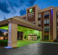 Holiday Inn Express Hotel  Suites Bentonville - Accommodation Los Angeles