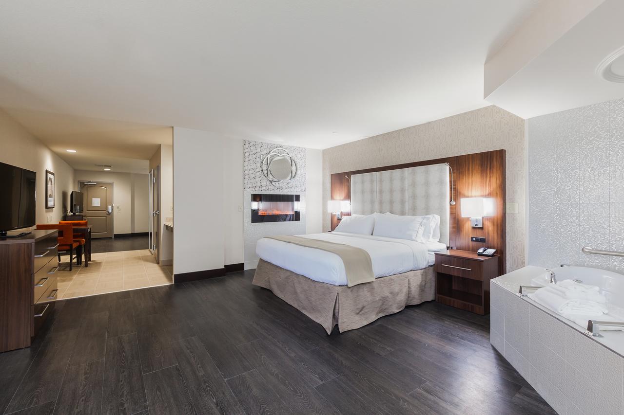 Holiday Inn Express & Suites Eureka - thumb 17