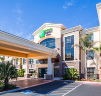 Holiday Inn Express & Suites Eureka - Accommodation Los Angeles