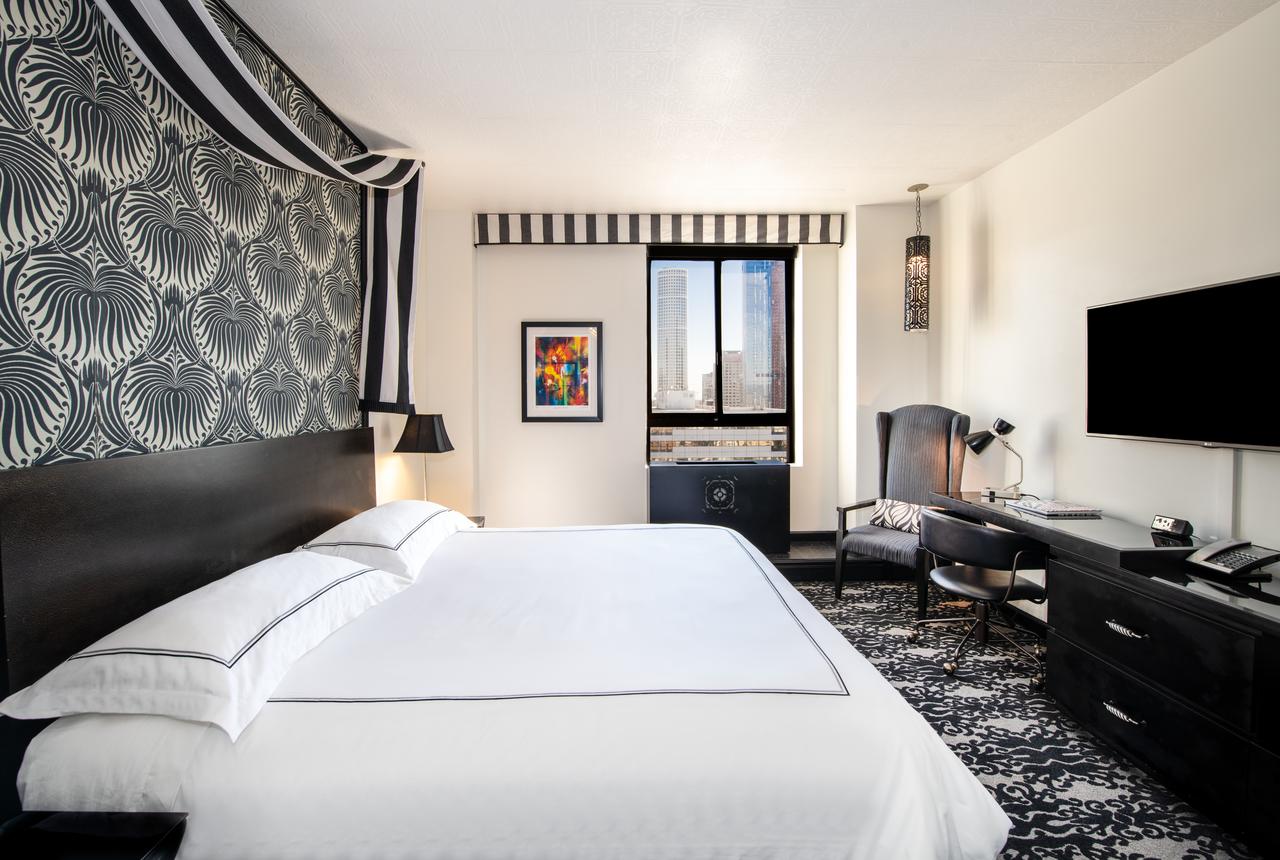 The Mayfair Hotel - thumb 9