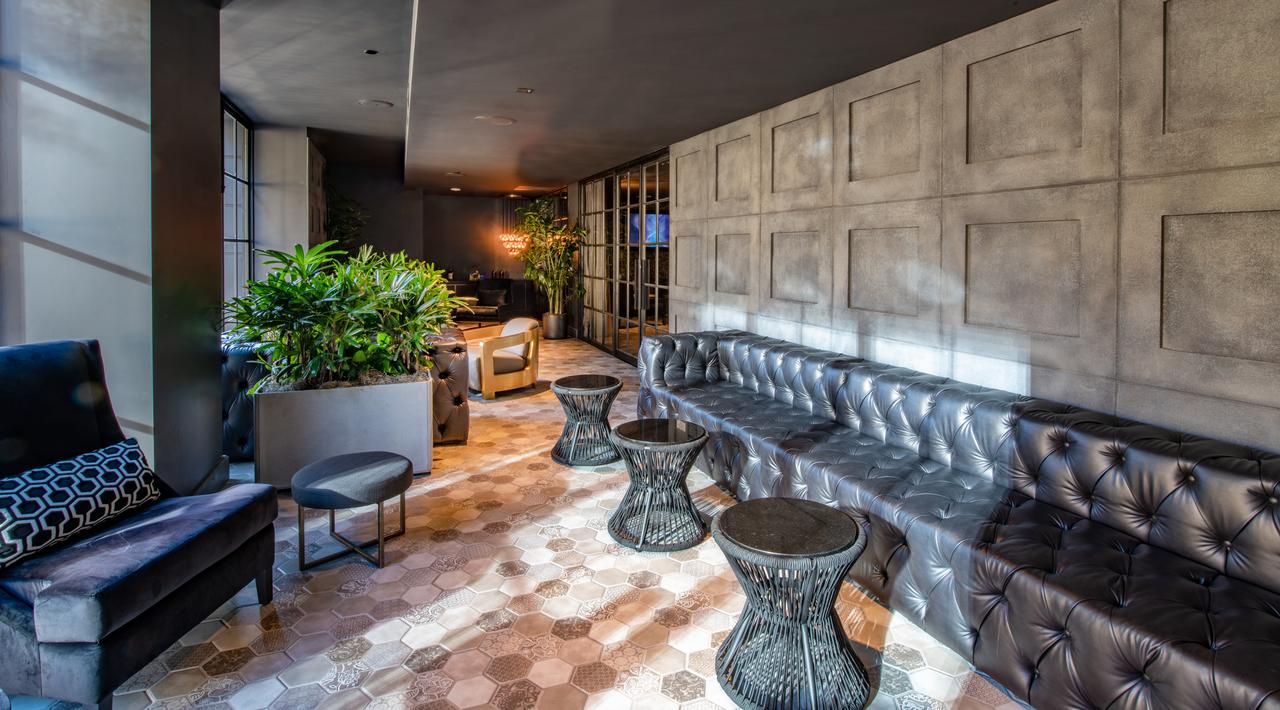 The Mayfair Hotel - thumb 12