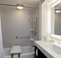 Holiday Inn Long Beach - Airport - Accommodation Los Angeles