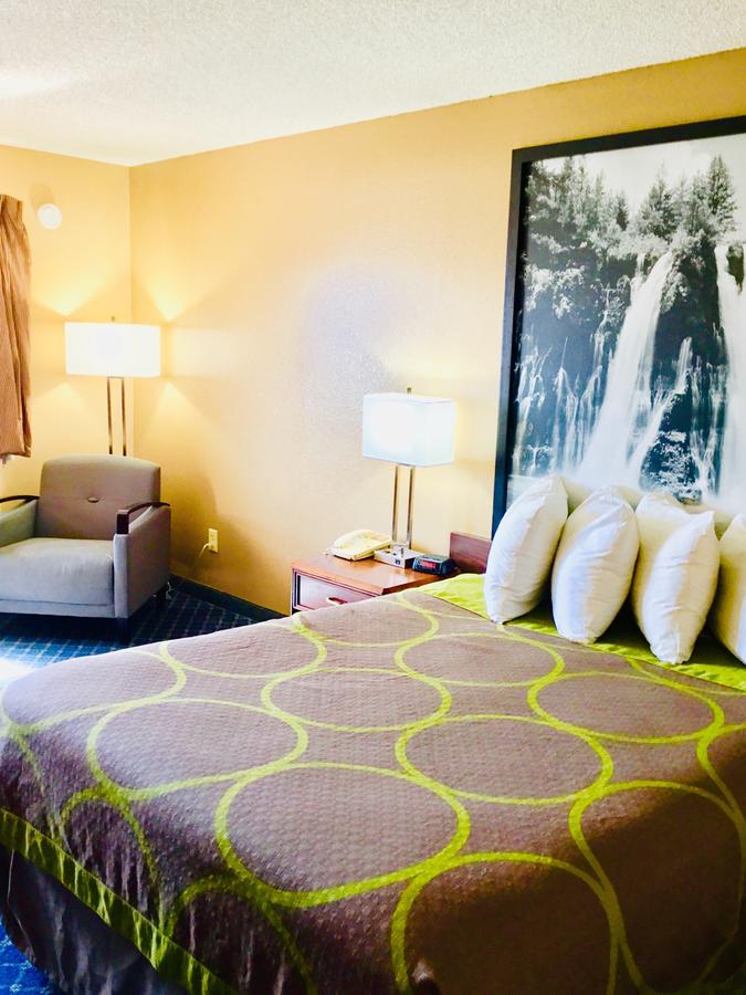 Super 8 By Wyndham Arcata - thumb 3