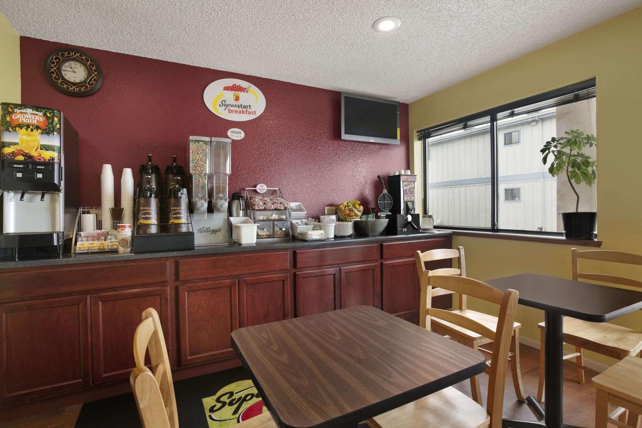 Super 8 By Wyndham Arcata - thumb 25