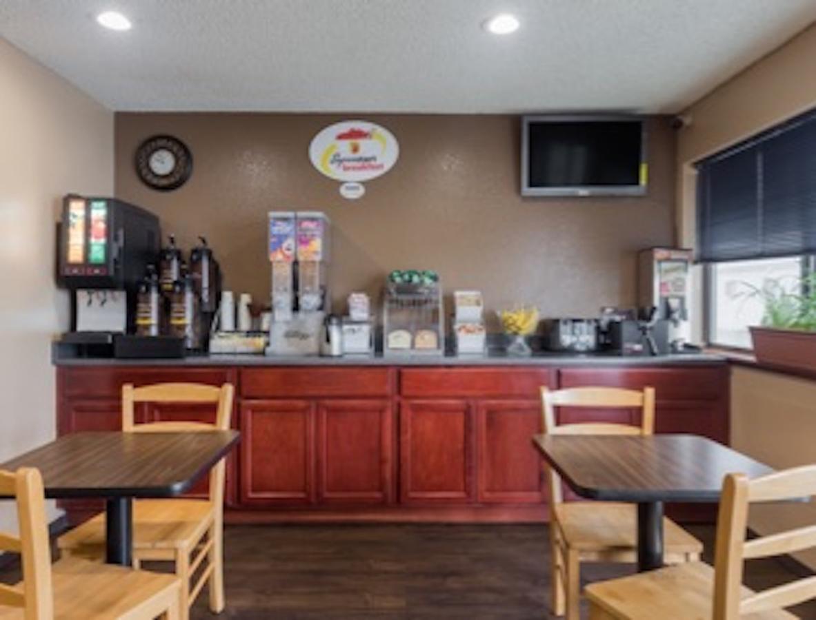 Super 8 By Wyndham Arcata - thumb 19