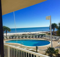 Seaside Beach & Racquet - Accommodation Los Angeles