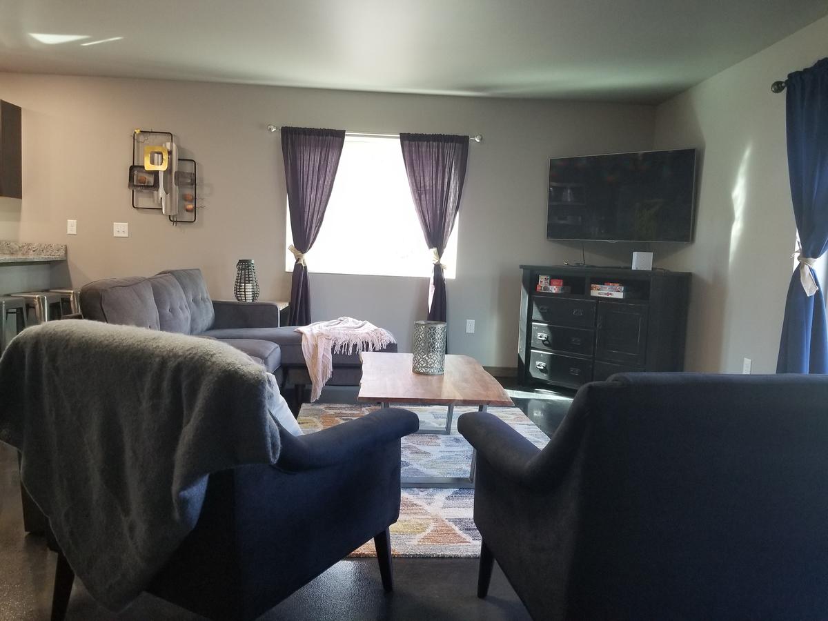 Modern Conveniences In The Wild Alaska! - thumb 4