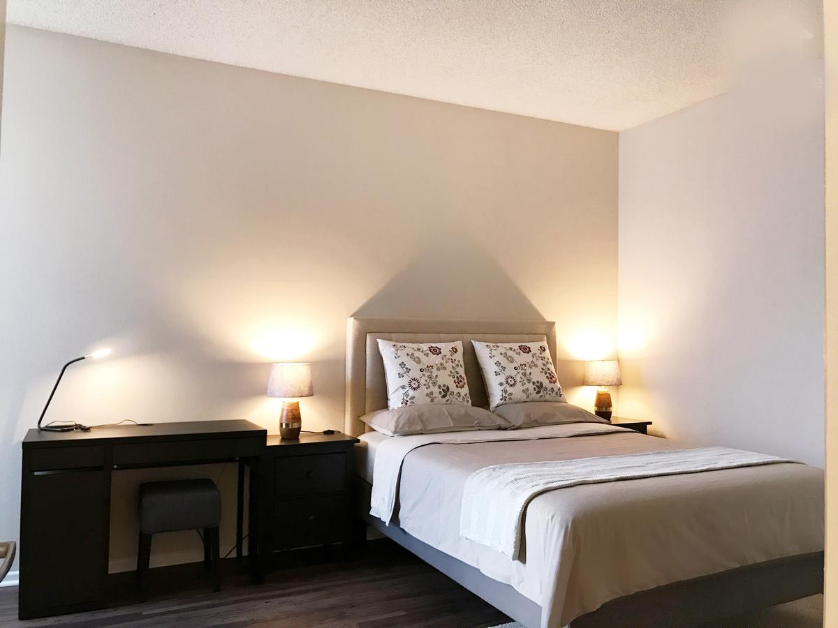 Spacious W Balcony Apartment In Los Angeles C0 - thumb 11
