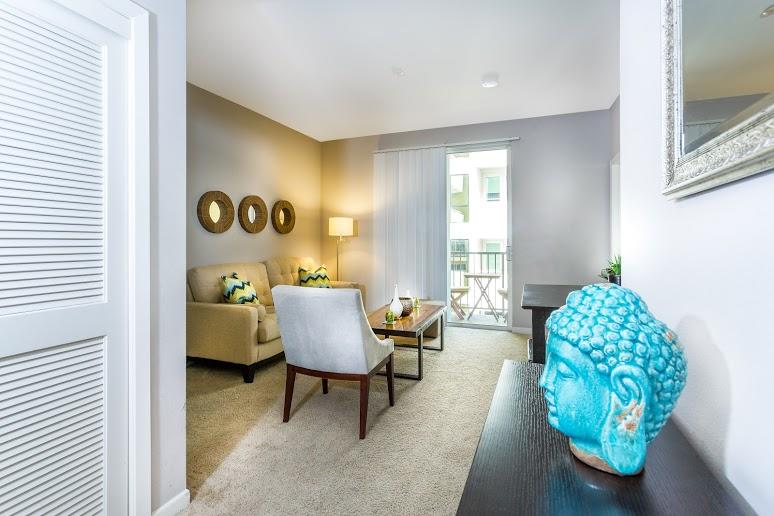 Broadway Apartment #35 - thumb 11