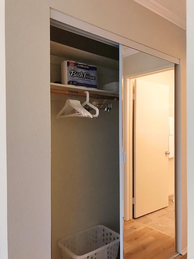 Spacious Apartment In Westwood UCLA B7 - thumb 15