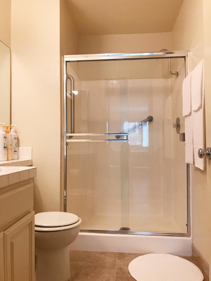 Spacious Apartment In Westwood UCLA B7 - thumb 14