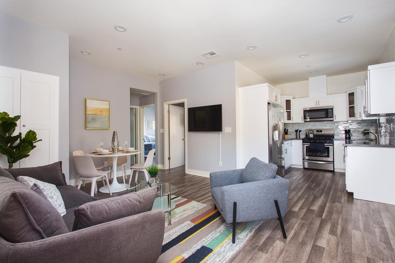 Hollywood Premium Luxury - thumb 2