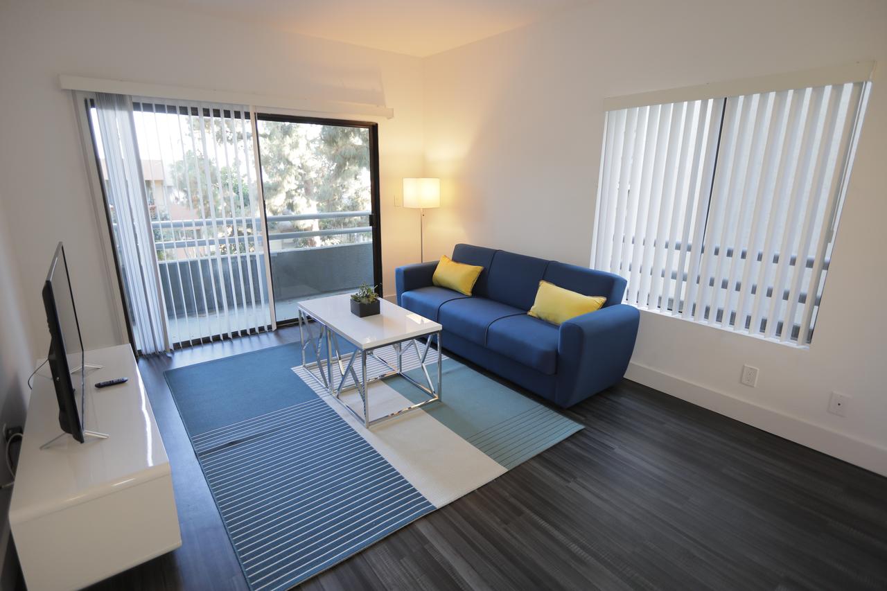 Hollywood Executive Residences - thumb 1