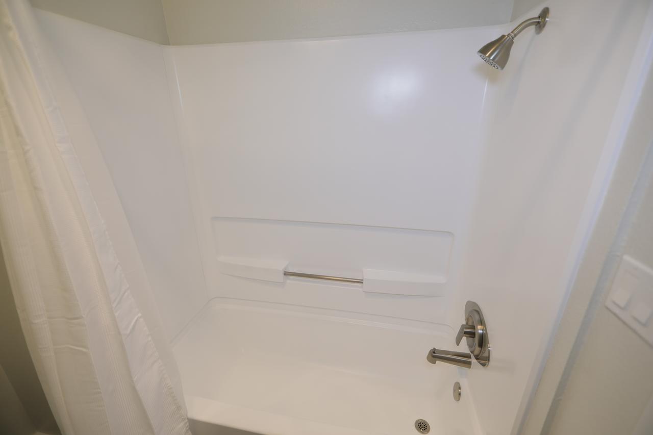 Hollywood Executive Residences - thumb 13