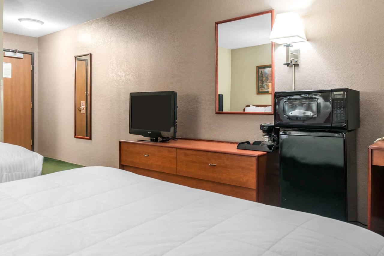 Comfort Inn - thumb 8